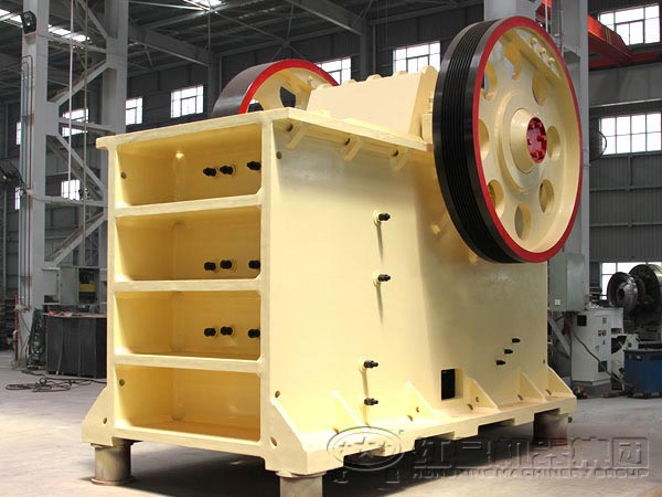 大型顎式破碎機