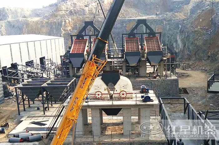 錘破碎機作業(yè)現(xiàn)場安裝除塵裝置-節(jié)能環(huán)保